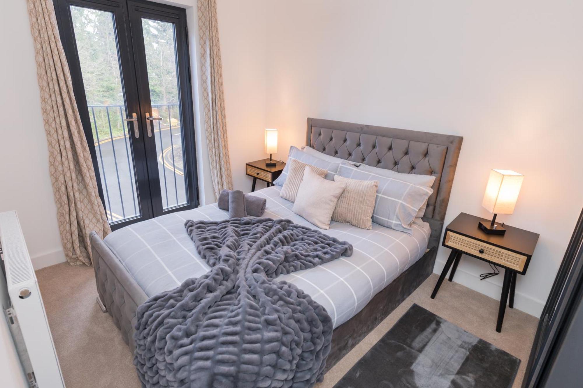 Villa The Broad Oaks Solihull Esterno foto